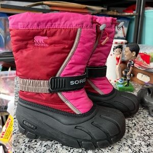 Sorel Pink Flurry Snow Boots Cold Weather Little Girls Size 3